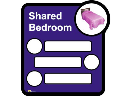 Bedroom sign (interchangeable) – 3 beds sharing - Different colours available